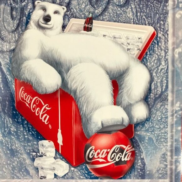 NWOT Coca-Cola 'Chillin' Polar Bear' 1000pc Puzzle in Collectible Tin - Picture 2 of 9